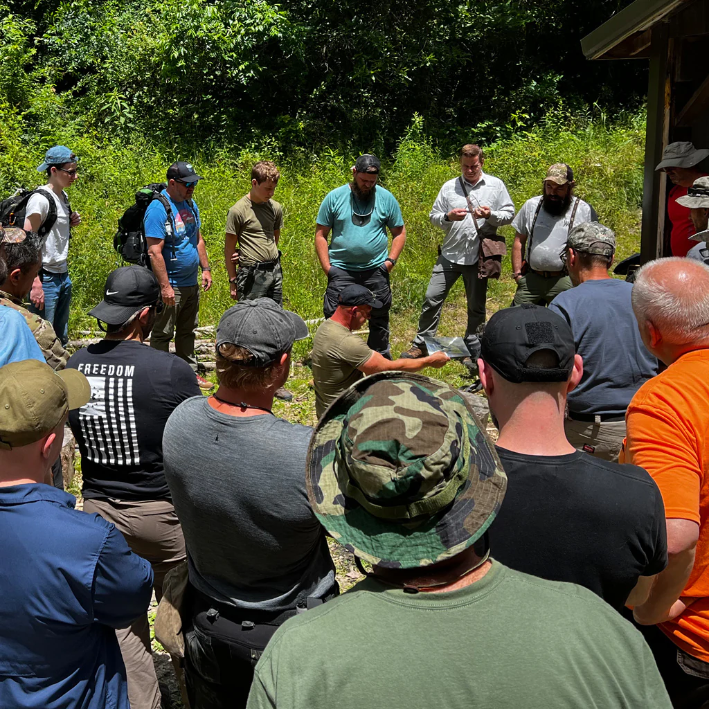 BASIC SURVIVAL - Image 8